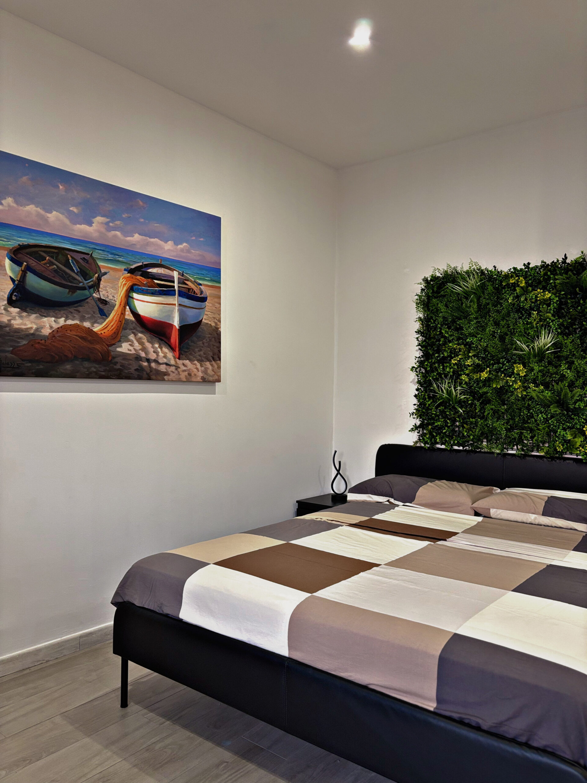 Alloggio turistico fronte mare con balcone a Giardini Naxos